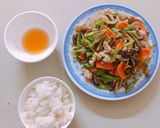Hình bước làm 5 của món Nấm hương xào thập cẩm