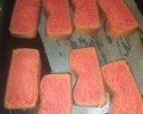 A picture of step 2 of Star cake.