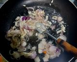 Foto langkah ke 3 dari resep Oseng Klotok Cabe Hijau.