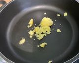 Une image de l'étape 6 de Panais, carottes et navets au curry et bouillon de poularde.