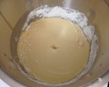 Foto del paso 3 de la receta: Bizcocho de yogur y frutas en robot cocina