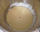Foto del paso 3 de la receta: Bizcocho de yogur y frutas en robot cocina