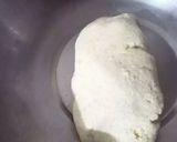 A picture of step 2 of Semolina Gulkand laddu.