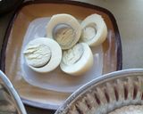 A picture of step 5 of Yam-eggroll.