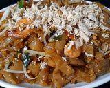 Foto langkah ke 5 dari resep Kwetiau goreng.
