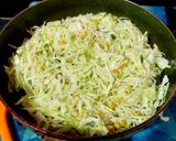 A picture of step 3 of Cabbage Poriyal.