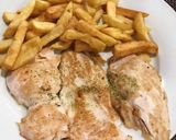 Foto del paso 4 de la receta: Filetes de pollo a la plancha con patatas fritas