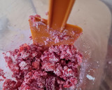 Foto del paso 2 de la receta: Helado cremoso de frutilla 🍓 versión saludable 🍓🥛 solo 2 ingredientes