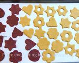 A picture of step 5 of Healthy Christmas cookies.
