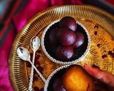 A picture of step 5 of Gulab jamun with kaju cream filling.