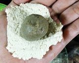 Foto langkah ke 3 dari resep Tahu bulat isi bakso.