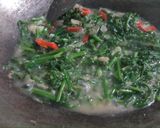 Foto langkah ke 3 dari resep Tumis Daun Pakis.