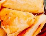 A picture of step 3 of Chicken Puffs.