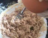 Foto del paso 2 de la receta: Tortas de atún con papa