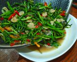 Foto langkah ke 6 dari resep Tumis Selada Air Selera Asal.
