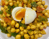 Foto del paso 3 de la receta: Garbanzos salteados con especias Real food