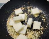 Gambar langkah 3 resipi Cabonara garlic bread.