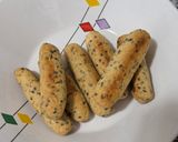 Foto del paso 6 de la receta: Galletitas de harina de garbanzos y chía 🌱crackers y palitos sin gluten, sin balanza ni cortadores