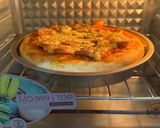 Foto langkah ke 6 dari resep Pizza Sosis.
