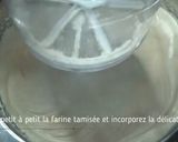 Une image de l'étape 2 de Charlotte aux fraises revisitée.