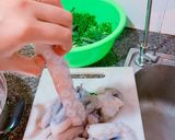 Hình bước làm 1 của món Bạch tuộc hấp lá ổi