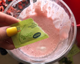Foto del paso 3 de la receta: Gelatina de fresa!