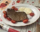 A picture of step 6 of Beef Steak with Manchego Cheese Sauce.