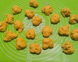 Foto langkah ke 6 dari resep Pumpkin Bomboloni.