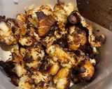 A picture of step 4 of Roasted Cauliflower & Nutmeg Soup 🥣.