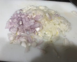 Foto del paso 3 de la receta: Zarzuela de rape, merluza y gambones