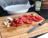 Foto del paso 1 de la receta: 🍅 Tomates asados Multitasking 🍅