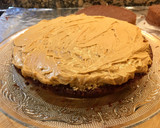Foto del paso 14 de la receta: Tarta de chocolate rellena de crema de queso con dulce de leche