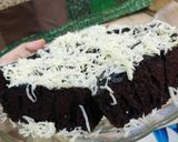 Foto langkah ke 5 dari resep Brownies magicom.