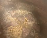 A picture of step 2 of Green Beef Garbanzo.