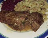 A picture of step 8 of German Rouladen.