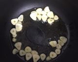 Foto del paso 1 de la receta Bacalao en amarillo con patatas