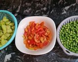 A picture of step 4 of Sohanjna alu matar(Indian horseradish with potato and peas).