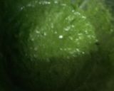 A picture of step 2 of Hariyali Pav Bhaji.