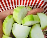 Hình bước làm 1 của món Canh mướp lạc ngọt bùi khó đỡ