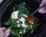 Hình bước làm 2 của món Cách làm nộm rau muống
