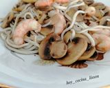 Foto del paso 9 de la receta: Champiñones con Gambas y Gulas