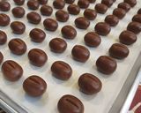 Foto langkah ke 8 dari resep 614. Coffee Bean Cookies.