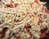 Foto del paso 1 de la receta: Sándwich de huevo, chorizo y queso