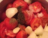 صورة لخطوة 5 من وصفة بيتزا 🍕 بالسميد الرقيق