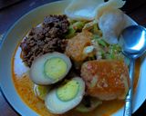 Foto langkah ke 7 dari resep Lontong Sayur Gudeg Krecek.