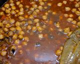 A picture of step 9 of Amritsari chole.