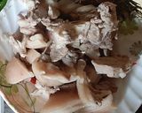 A picture of step 1 of Rice and pork stew.
