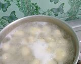 Foto langkah ke 4 dari resep Seblak Cilok Simple.