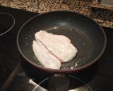 Foto del paso 3 de la receta: Pollo con salsa de peras y setas