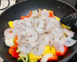 Foto langkah ke 4 dari resep Udang Asam Manis (Resep No. 103).
